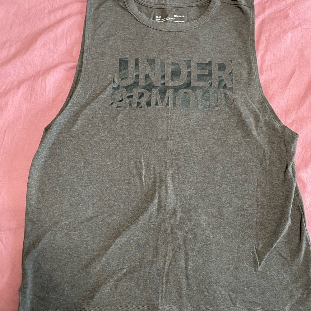 Under Armour muscle tank